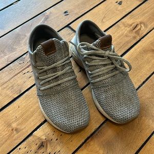 New Balance Womens Fresh Foam Cruz v2 Knit Gray Casual Sneakers - Size 8 US